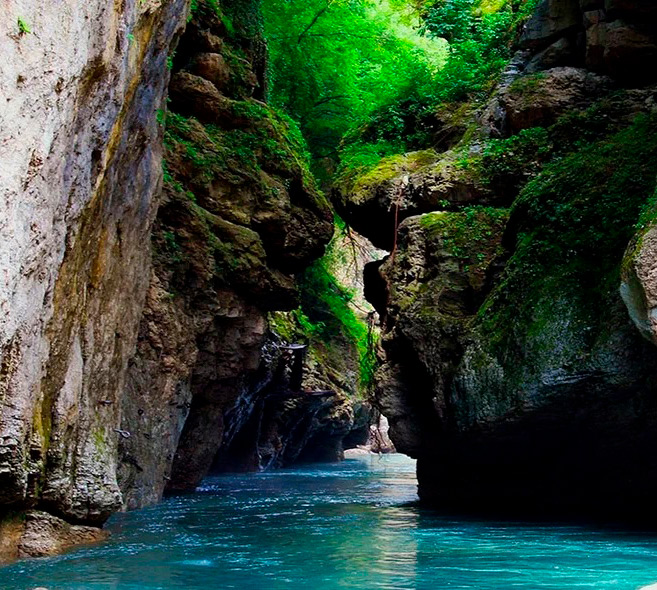 Каньон Хаджохская теснина. 