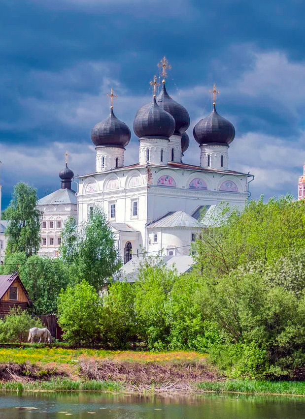 Ансамбль Успенского Трифонова монастыря. 
