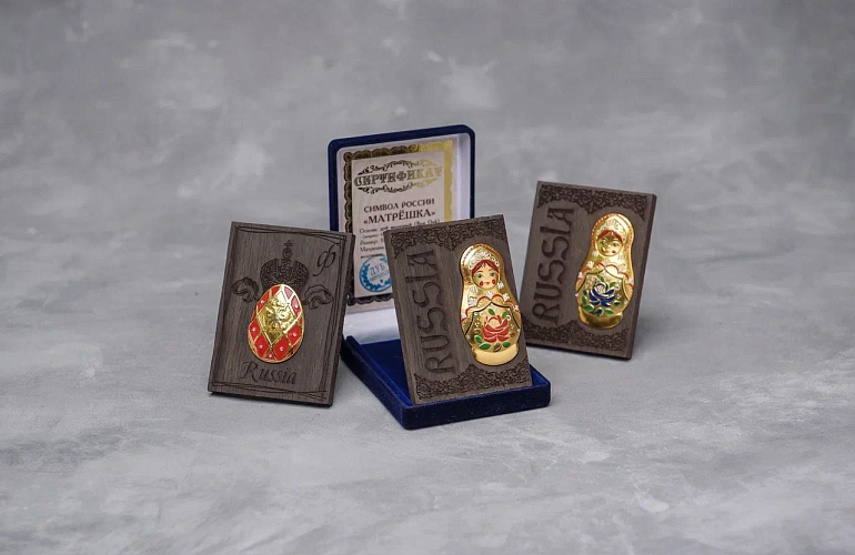 Сувениры из морёного дуба «Ростр». 