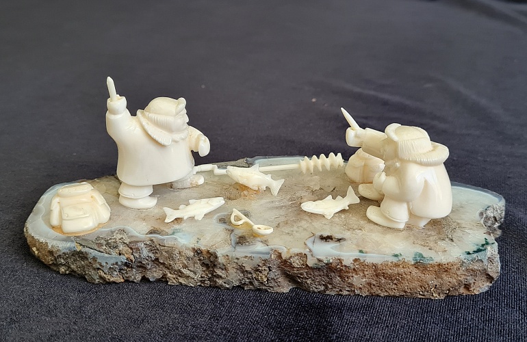 Центр народных художественных промыслов и ремесел Магаданской области на базе учреждения культуры ГАУК «Образовательное творческое объединение культуры». 