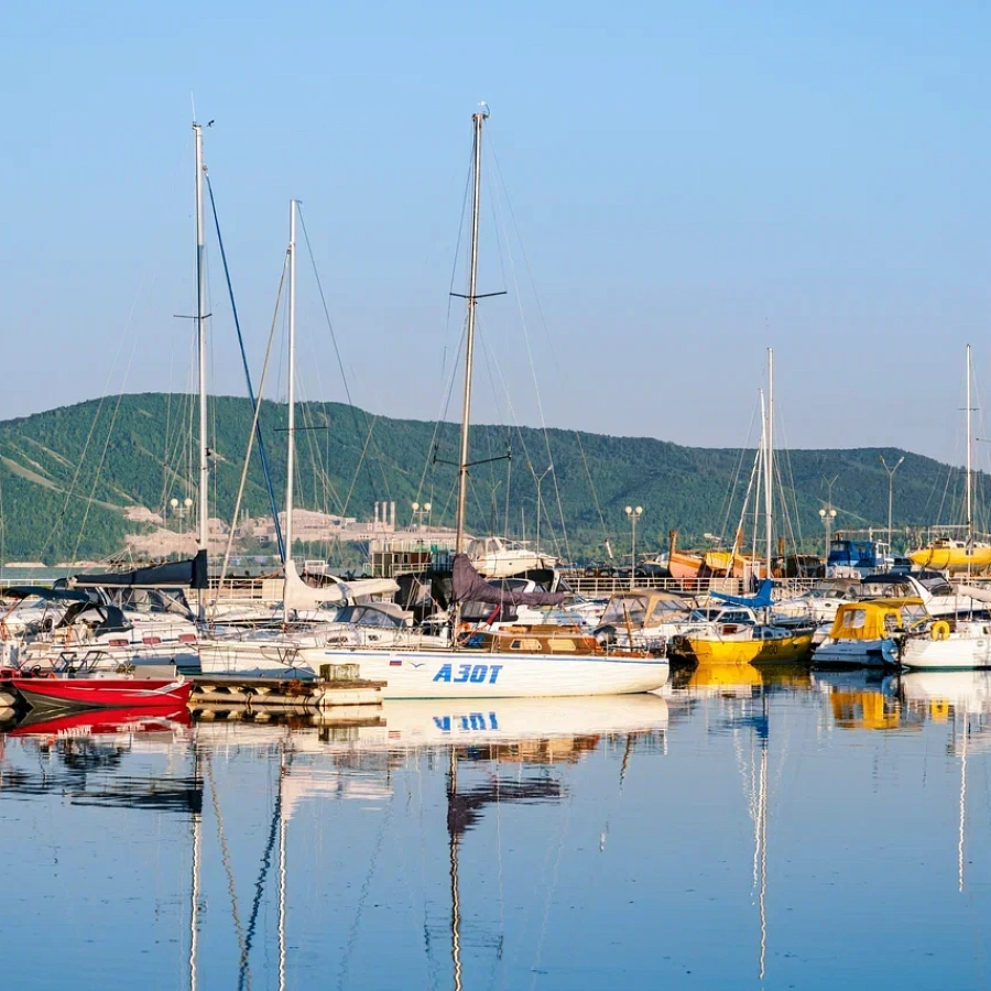 Яхт-клуб «Дружба». 